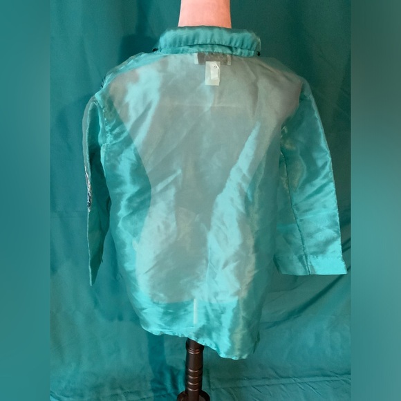 c.l.o.t.h.e.s. woman, WOMANS’ SIZED 2X BUTTON UP BLOUSE, GREEN/Blue/Silver, EUC - Picture 3 of 3